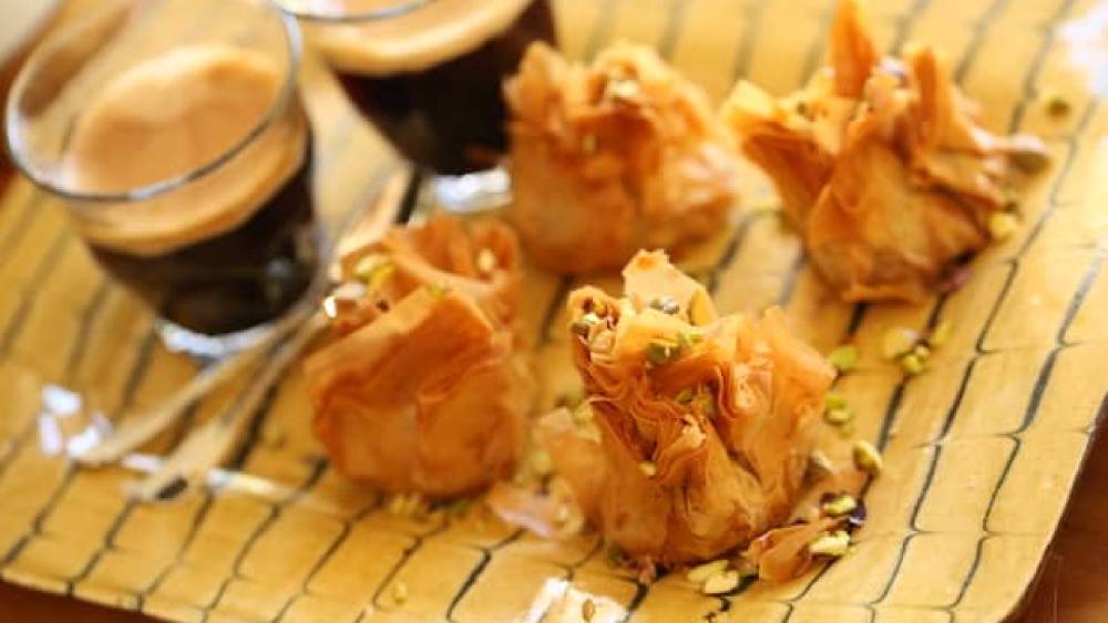 Air Fryer Baklava Bites